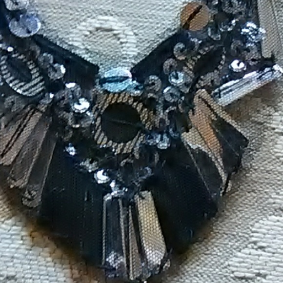 Great mesh embellished collar necklace - Picture 4 of 4